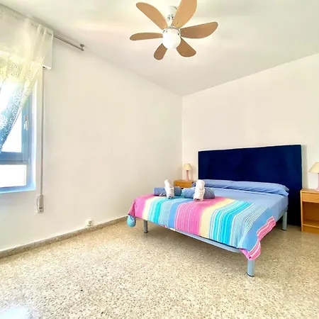 Piso Junto Al Mercado Central Apartamento
